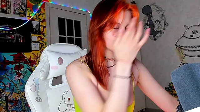 Sunny Mouse  online show from 03/18/25, 07:31