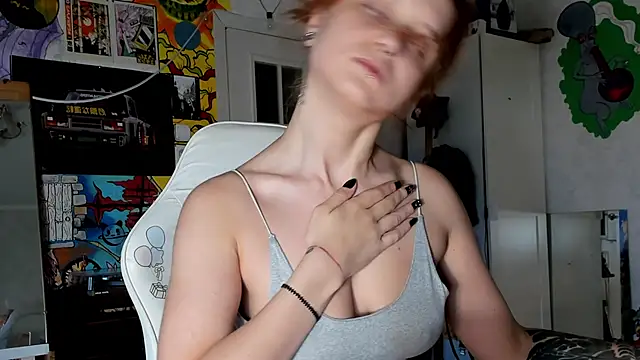 Sunny Mouse  online show from 09/13/25, 02:39