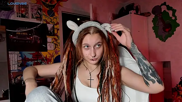 Sunny Mouse  online show from 10/10/25, 05:12