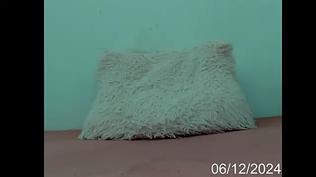 lady hana28 online show from 12/06/24, 06:39