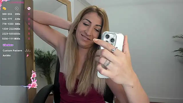 sofiah  online show from 02/23/25, 05:23