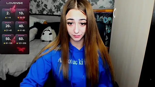 Snapshot of weakness4u chatting on 10/29/25, 04:59 weakness4u online show from 10/29/25, 04:59