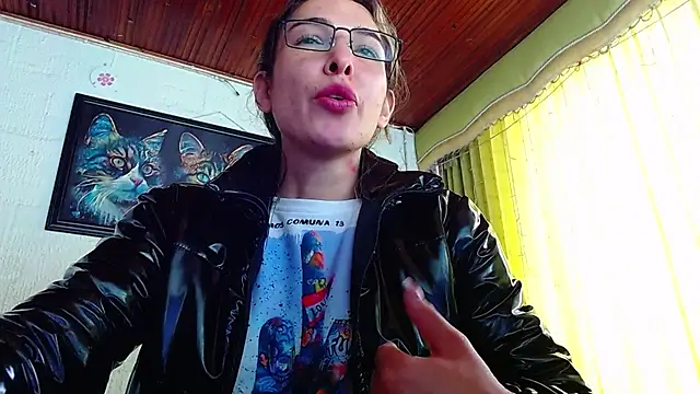 Snapshot of Niky_777 chatting on 02/03/25, 06:07 Niky 777 online show from 02/03/25, 06:07