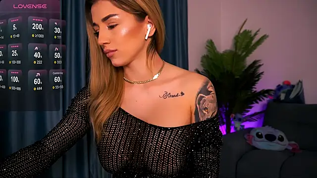 AishaCarter online show from 02/02/25, 09:45