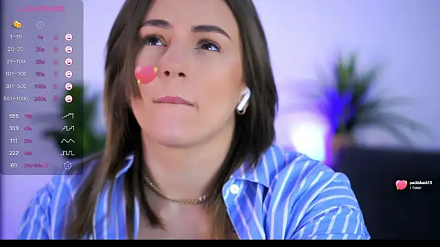 AishaCarter online show from 09/18/25, 06:32