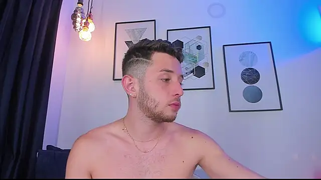 Juan Castano online show from 01/03/25, 09:57