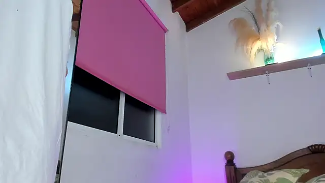 Juan Castano online show from 10/17/25, 07:44