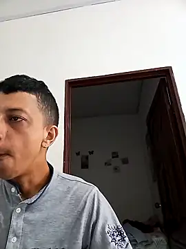 Snapshot of goldenboycol chatting on 01/02/25, 05:39 goldenboycol online show from 01/02/25, 05:39