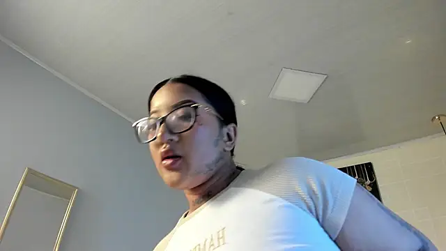 ayshel   online show from 01/21/25, 03:59