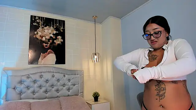 ayshel   online show from 02/20/25, 07:23