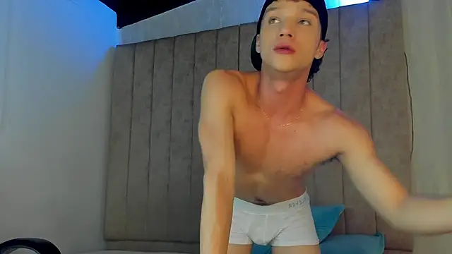 angelcortes online show from 11/08/25, 08:29