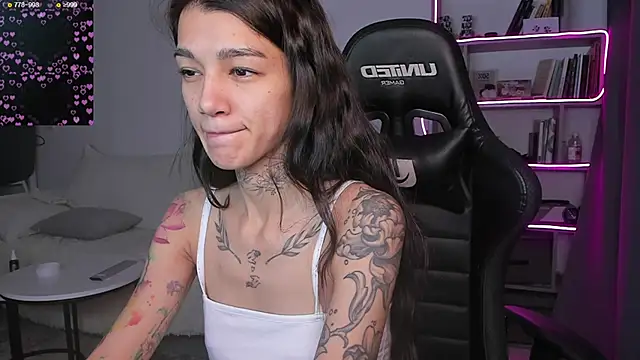 vinkitinkii online show from 12/16/24, 07:04