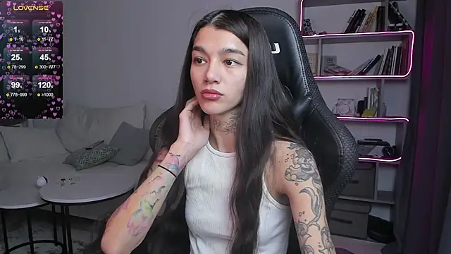 vinkitinkii online show from 01/14/25, 06:45