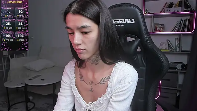 vinkitinkii online show from 02/04/25, 10:00