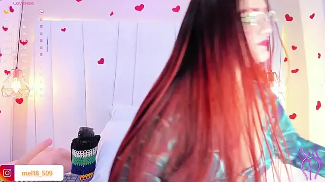 MelanieKlaus online show from 10/18/25, 11:33