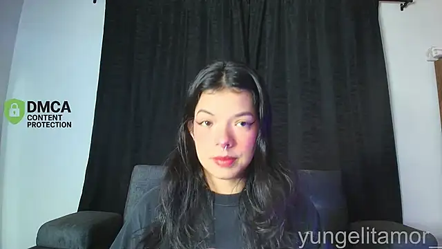 Snapshot of yungelitamor_ chatting on 11/17/25, 05:02 yungelitamor online show from 11/17/25, 05:02