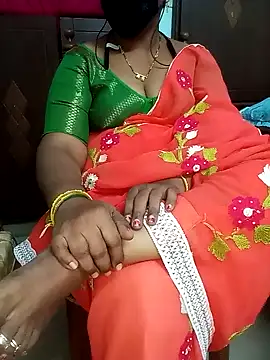 Snapshot of yours-kavaya chatting on 10/20/25, 11:54 yours-kavaya online show from 10/20/25, 11:54