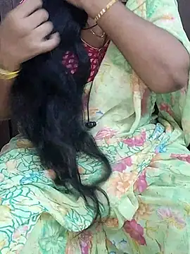 Snapshot of yours-kavaya chatting on 10/23/25, 07:07 yours-kavaya online show from 10/23/25, 07:07