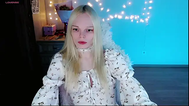 Emily Nyaffee online show from 03/14/25, 07:12