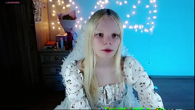 Emily Nyaffee online show from 03/22/25, 10:48