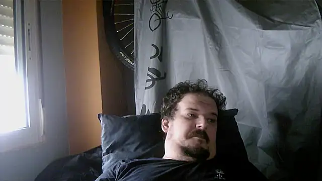 porkorossy online show from 10/06/25, 07:06