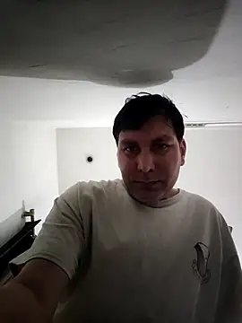 Snapshot of ZIMMY25 chatting on 03/21/25, 05:21 ZIMMY25 online show from 03/21/25, 05:21