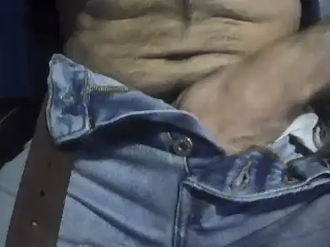 Snapshot of Pol8822 chatting on 01/04/25, 11:54 Pol8822 online show from 01/04/25, 11:54