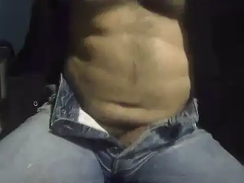 Snapshot of Pol8822 chatting on 02/02/25, 01:23 Pol8822 online show from 02/02/25, 01:23