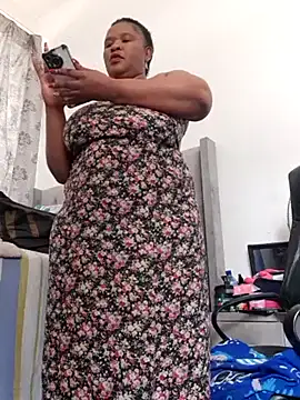 Snapshot of Bootyliciousbbw12 chatting on 03/19/25, 01:51 Bootyliciousbbw12 online show from 03/19/25, 01:51