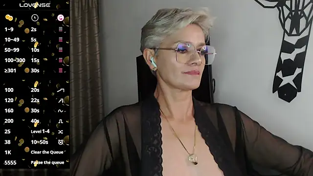 Snapshot of scarlett_paris22 chatting on 01/18/25, 02:36 scarlett paris22 online show from 01/18/25, 02:36