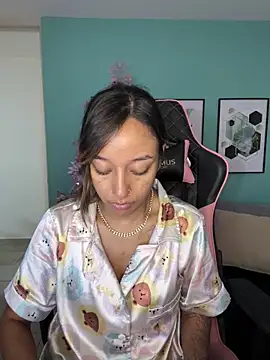 DianaHopson online show from 12/24/24, 11:49