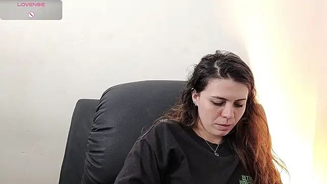 irinasweet27 online show from 10/18/25, 02:14