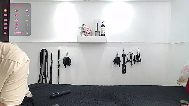 KinkyAllisonSub online show from 10/31/25, 04:08