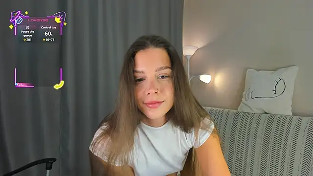 Alice hailey  online show from 11/12/25, 08:30