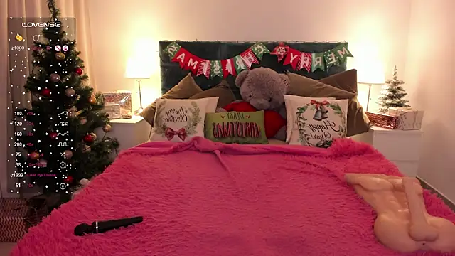 missAngellina online show from 12/30/24, 07:48