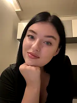 Angela Fosterr online show from 10/19/25, 05:13