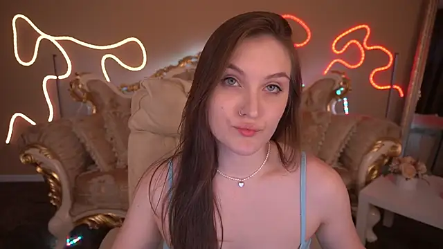 Snapshot of EmmyCharmm chatting on 10/03/25, 05:48 EmmyCharmm online show from 10/03/25, 05:48