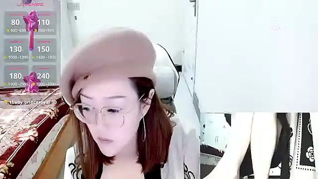 Snapshot of -orange_ chatting on 01/23/25, 02:55 -orange online show from 01/23/25, 02:55