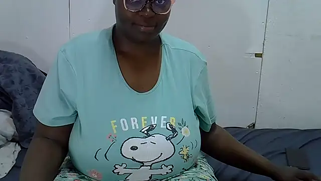 MamaGotYou online show from 01/15/25, 11:00