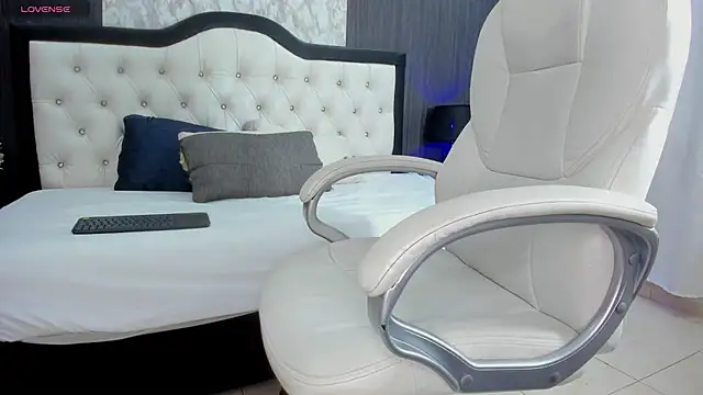 amara falcon online show from 02/06/25, 01:43