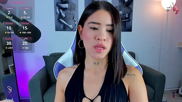 Snapshot of sophia_willians chatting on 03/04/25, 11:19 sophia willians online show from 03/04/25, 11:19