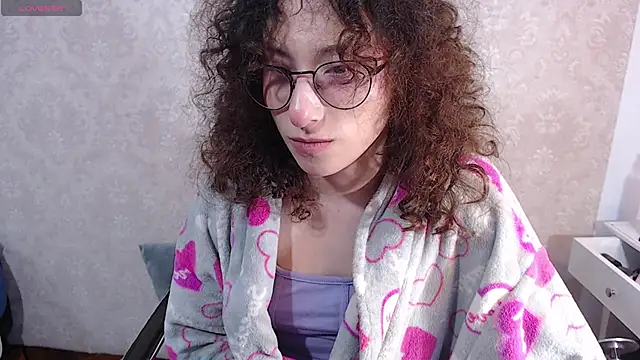 little  amy  online show from 11/19/25, 07:41