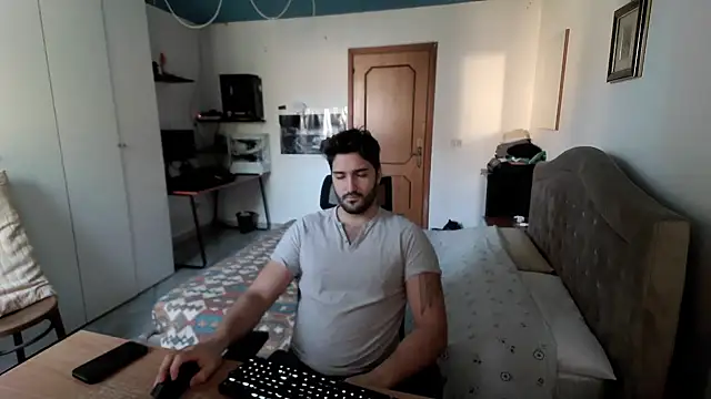 Alexox02 online show from 12/19/24, 10:34