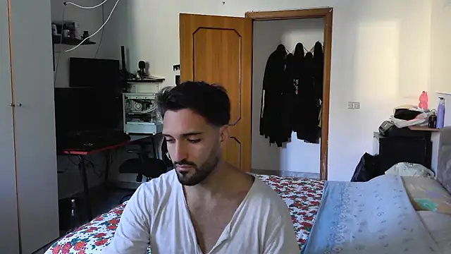 Alexox02 online show from 10/09/25, 10:57