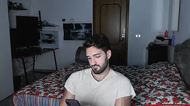 Alexox02 online show from 10/28/25, 08:44