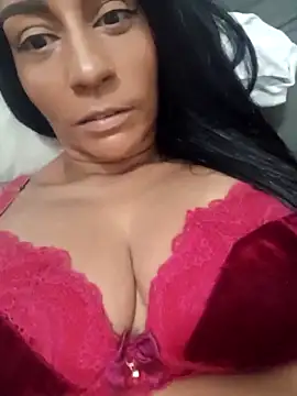 Snapshot of casal7722 chatting on 12/17/24, 04:11 casal7722 online show from 12/17/24, 04:11