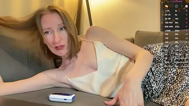 MonikaBos online show from 01/06/25, 10:58