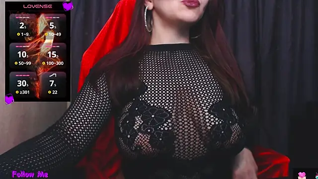 Snapshot of mia-joy chatting on 10/20/25, 06:30 mia-joy online show from 10/20/25, 06:30