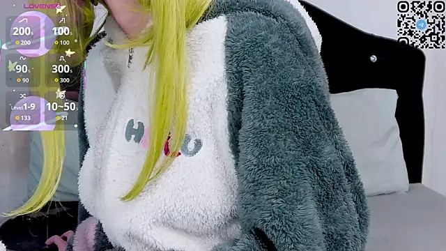 nonawhitemm online show from 10/20/25, 11:38