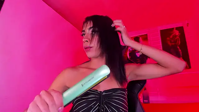 Alahia Rodriguez online show from 02/18/25, 03:32